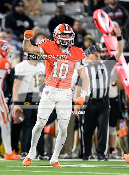 Thumbnail 1 in Klein Oak vs Bridgeland (UIL 6A D1 Football Bi-District) photogallery.