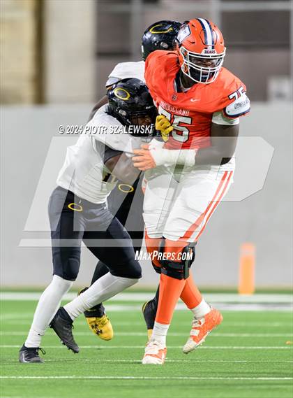Thumbnail 1 in Klein Oak vs Bridgeland (UIL 6A D1 Football Bi-District) photogallery.