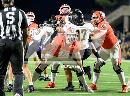 Thumbnail 1 in Klein Oak vs Bridgeland (UIL 6A D1 Football Bi-District) photogallery.
