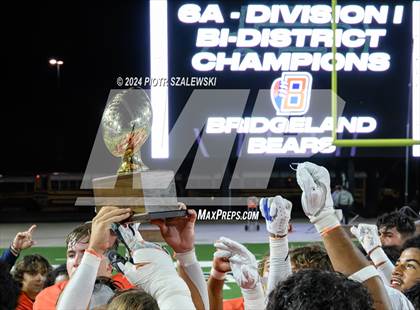 Thumbnail 3 in Klein Oak vs Bridgeland (UIL 6A D1 Football Bi-District) photogallery.