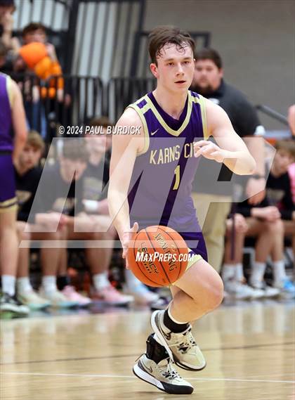 Thumbnail 3 in Redbank Valley vs. Karns City (District 9 2A Final) photogallery.