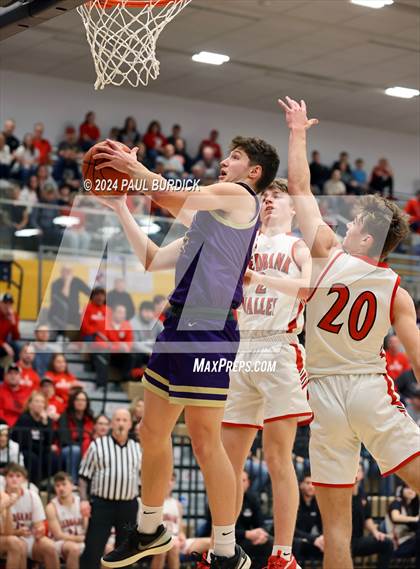 Thumbnail 3 in Redbank Valley vs. Karns City (District 9 2A Final) photogallery.