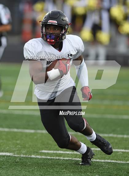 Thumbnail 3 in Clarkson Football North (Mississauga, Ontario) @ St. Ignatius photogallery.