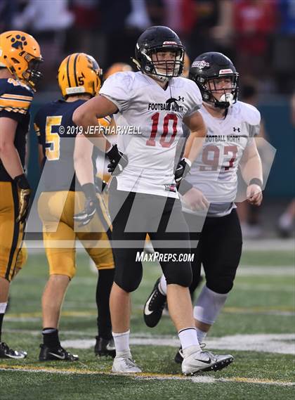 Thumbnail 1 in Clarkson Football North (Mississauga, Ontario) @ St. Ignatius photogallery.