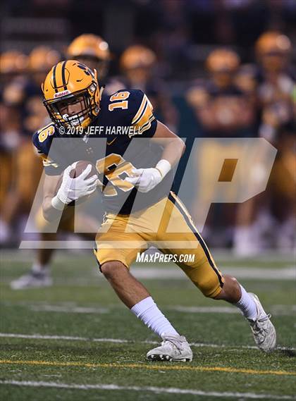 Thumbnail 2 in Clarkson Football North (Mississauga, Ontario) @ St. Ignatius photogallery.