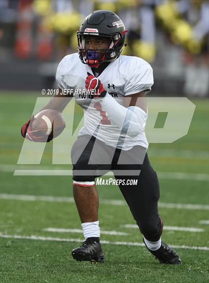 Thumbnail 2 in Clarkson Football North (Mississauga, Ontario) @ St. Ignatius photogallery.