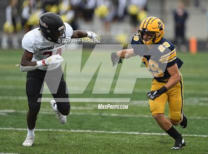 Thumbnail 1 in Clarkson Football North (Mississauga, Ontario) @ St. Ignatius photogallery.