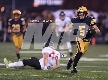 Thumbnail 2 in Clarkson Football North (Mississauga, Ontario) @ St. Ignatius photogallery.