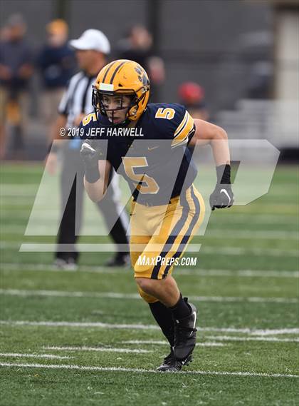 Thumbnail 3 in Clarkson Football North (Mississauga, Ontario) @ St. Ignatius photogallery.