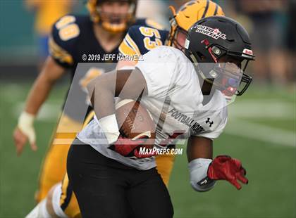 Thumbnail 3 in Clarkson Football North (Mississauga, Ontario) @ St. Ignatius photogallery.