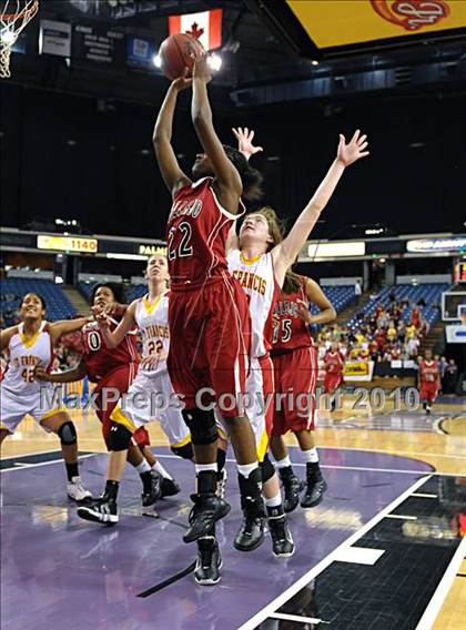 Thumbnail 3 in Vallejo vs. St. Francis (CIF SJS D2 Final) photogallery.