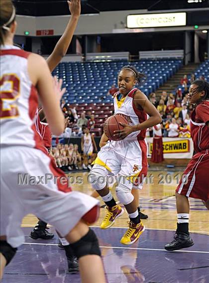 Thumbnail 2 in Vallejo vs. St. Francis (CIF SJS D2 Final) photogallery.