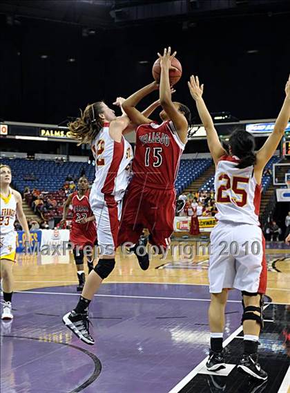 Thumbnail 2 in Vallejo vs. St. Francis (CIF SJS D2 Final) photogallery.