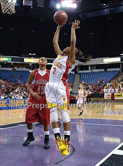 Thumbnail 3 in Vallejo vs. St. Francis (CIF SJS D2 Final) photogallery.