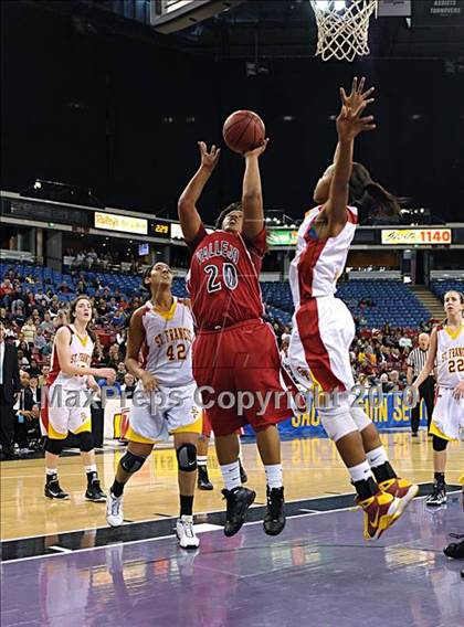 Thumbnail 1 in Vallejo vs. St. Francis (CIF SJS D2 Final) photogallery.