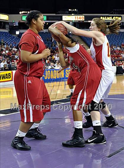 Thumbnail 2 in Vallejo vs. St. Francis (CIF SJS D2 Final) photogallery.