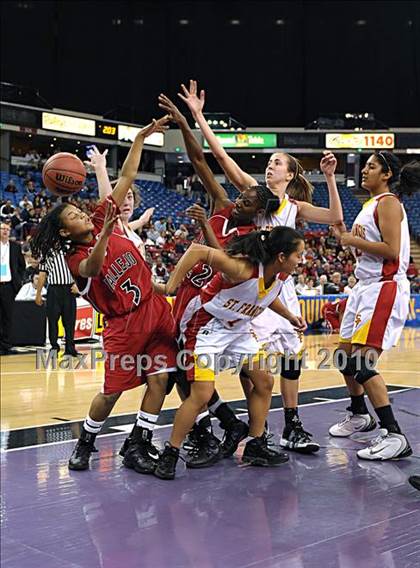 Thumbnail 3 in Vallejo vs. St. Francis (CIF SJS D2 Final) photogallery.