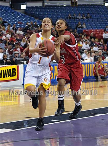 Thumbnail 1 in Vallejo vs. St. Francis (CIF SJS D2 Final) photogallery.