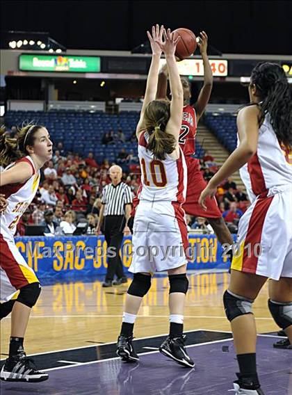 Thumbnail 2 in Vallejo vs. St. Francis (CIF SJS D2 Final) photogallery.