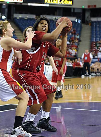Thumbnail 2 in Vallejo vs. St. Francis (CIF SJS D2 Final) photogallery.