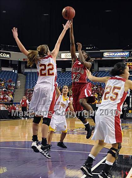 Thumbnail 3 in Vallejo vs. St. Francis (CIF SJS D2 Final) photogallery.