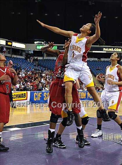 Thumbnail 2 in Vallejo vs. St. Francis (CIF SJS D2 Final) photogallery.