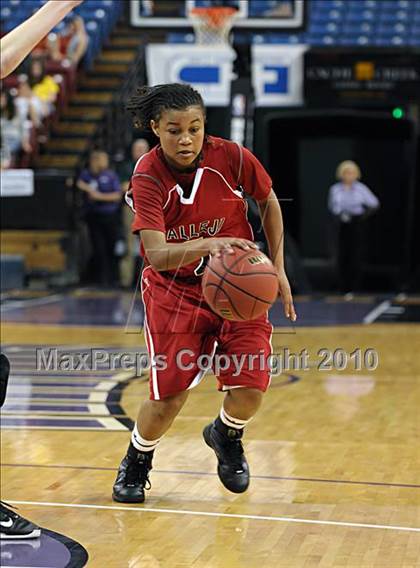 Thumbnail 1 in Vallejo vs. St. Francis (CIF SJS D2 Final) photogallery.