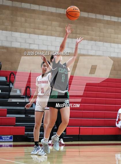 Thumbnail 2 in JV: Mira Costa @ Redondo Union photogallery.