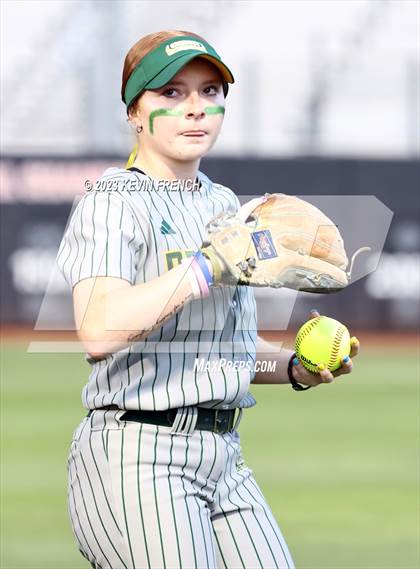 Thumbnail 3 in Greenway vs. Salpointe Catholic (AIA 4A Finals) photogallery.