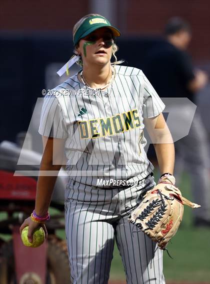 Thumbnail 2 in Greenway vs. Salpointe Catholic (AIA 4A Finals) photogallery.