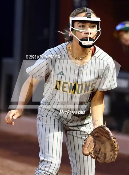 Thumbnail 3 in Greenway vs. Salpointe Catholic (AIA 4A Finals) photogallery.
