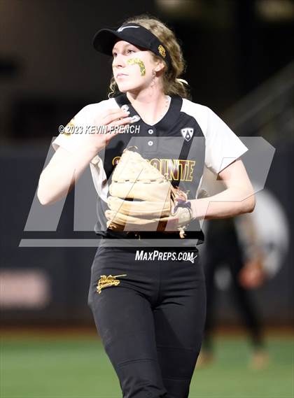 Thumbnail 1 in Greenway vs. Salpointe Catholic (AIA 4A Finals) photogallery.
