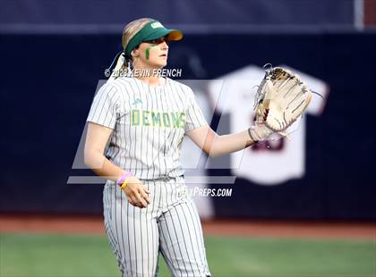Thumbnail 1 in Greenway vs. Salpointe Catholic (AIA 4A Finals) photogallery.