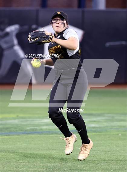 Thumbnail 1 in Greenway vs. Salpointe Catholic (AIA 4A Finals) photogallery.