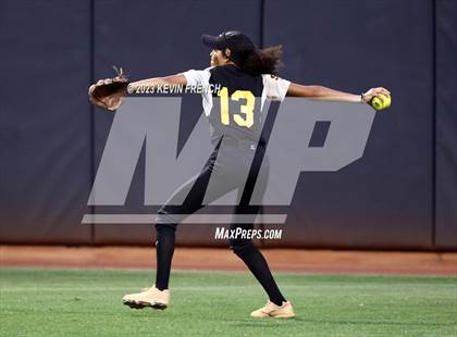 Thumbnail 2 in Greenway vs. Salpointe Catholic (AIA 4A Finals) photogallery.