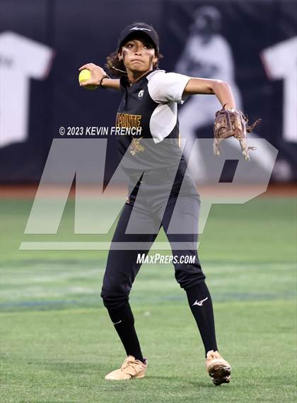 Thumbnail 3 in Greenway vs. Salpointe Catholic (AIA 4A Finals) photogallery.