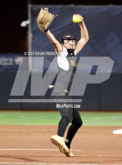 Thumbnail 2 in Greenway vs. Salpointe Catholic (AIA 4A Finals) photogallery.