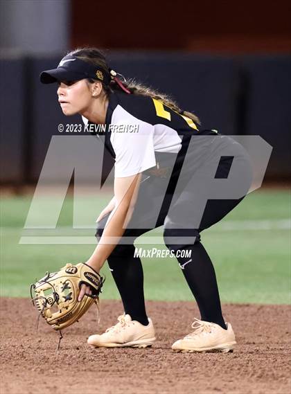 Thumbnail 2 in Greenway vs. Salpointe Catholic (AIA 4A Finals) photogallery.
