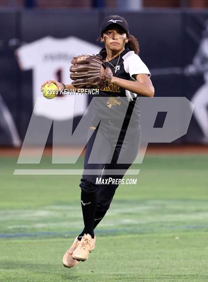 Thumbnail 1 in Greenway vs. Salpointe Catholic (AIA 4A Finals) photogallery.