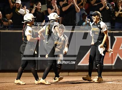 Thumbnail 1 in Greenway vs. Salpointe Catholic (AIA 4A Finals) photogallery.