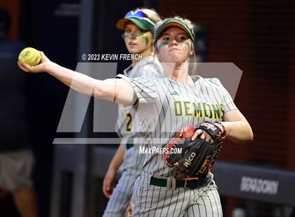 Thumbnail 2 in Greenway vs. Salpointe Catholic (AIA 4A Finals) photogallery.