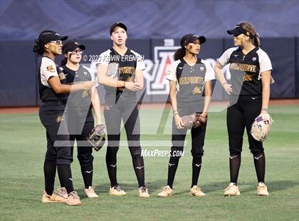 Thumbnail 3 in Greenway vs. Salpointe Catholic (AIA 4A Finals) photogallery.