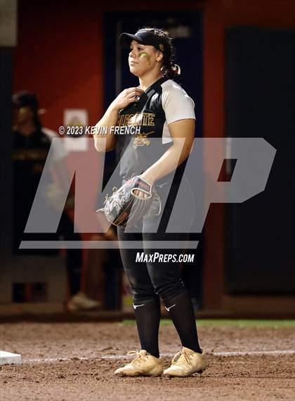 Thumbnail 2 in Greenway vs. Salpointe Catholic (AIA 4A Finals) photogallery.