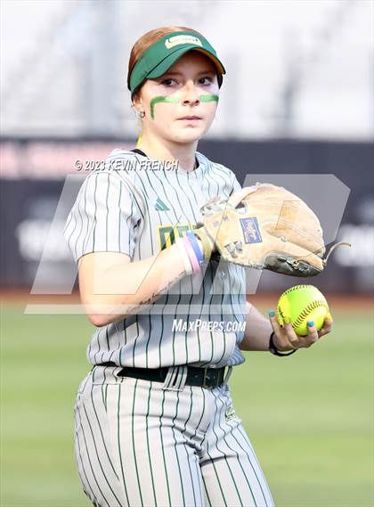 Thumbnail 2 in Greenway vs. Salpointe Catholic (AIA 4A Finals) photogallery.