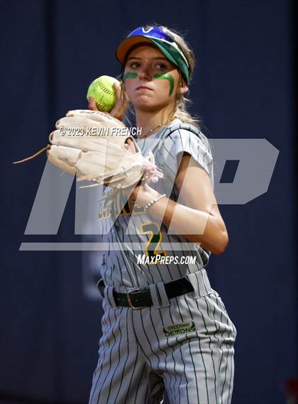 Thumbnail 3 in Greenway vs. Salpointe Catholic (AIA 4A Finals) photogallery.