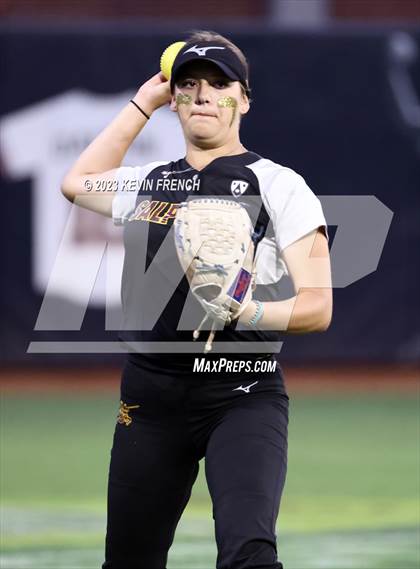 Thumbnail 1 in Greenway vs. Salpointe Catholic (AIA 4A Finals) photogallery.