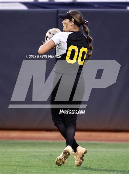 Thumbnail 1 in Greenway vs. Salpointe Catholic (AIA 4A Finals) photogallery.