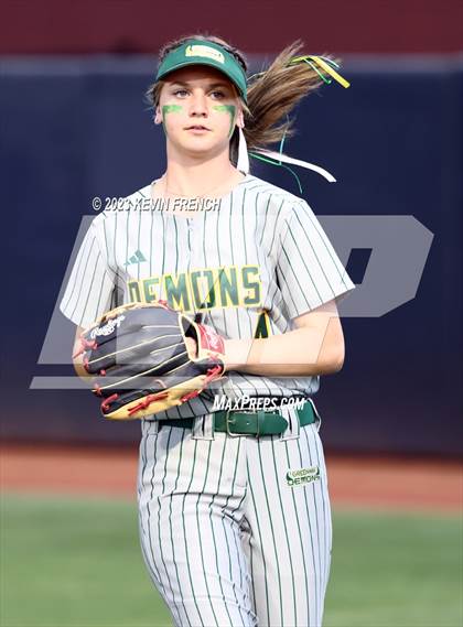 Thumbnail 3 in Greenway vs. Salpointe Catholic (AIA 4A Finals) photogallery.