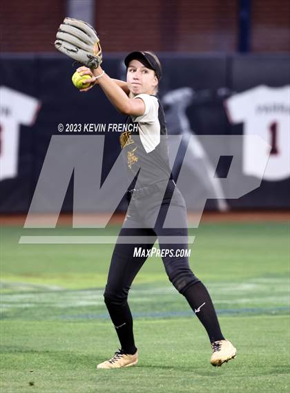 Thumbnail 1 in Greenway vs. Salpointe Catholic (AIA 4A Finals) photogallery.