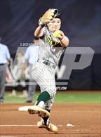 Photo from the gallery "Greenway vs. Salpointe Catholic (AIA 4A Finals)"